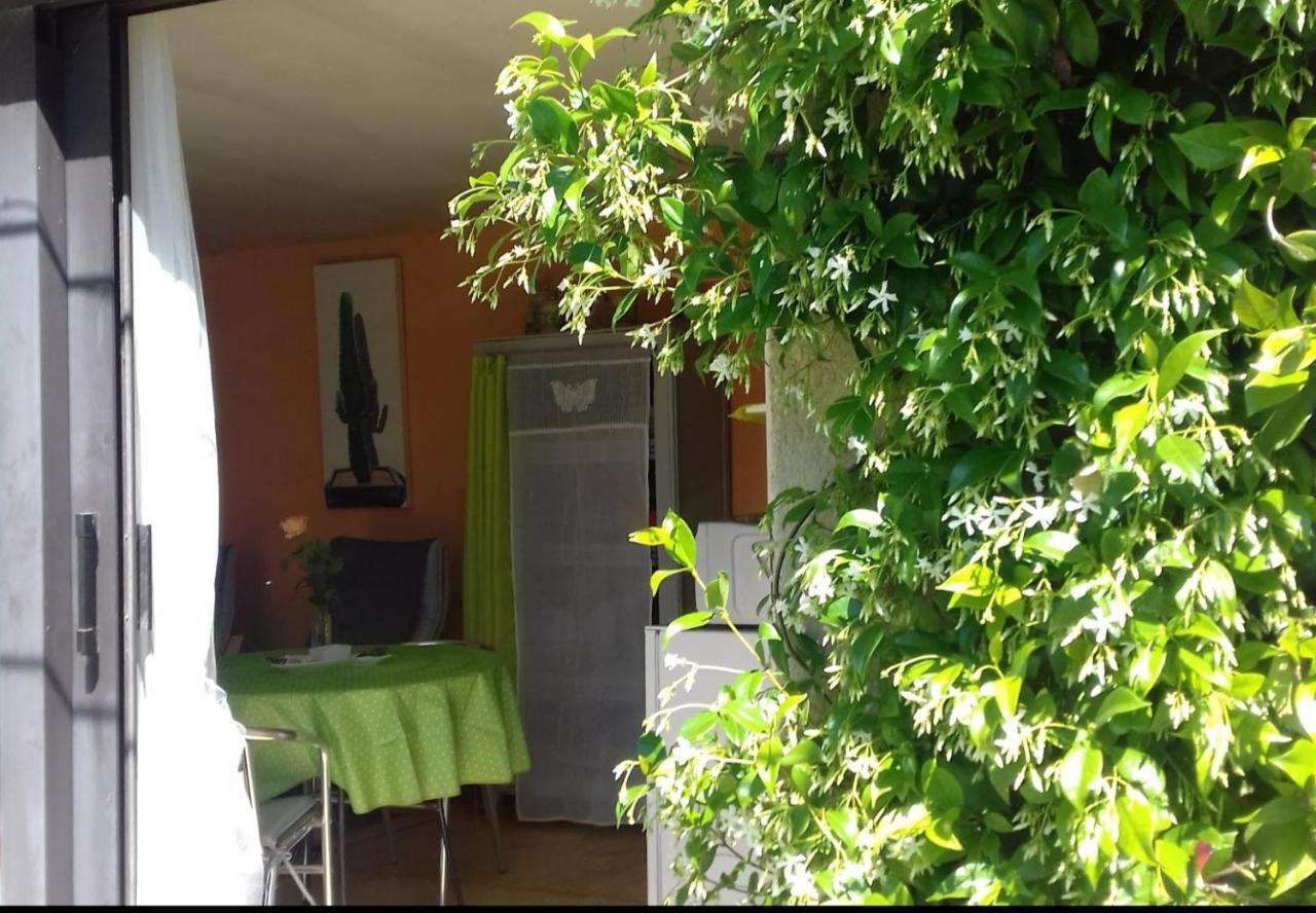 La Petite Galejade Gordes Exterior foto